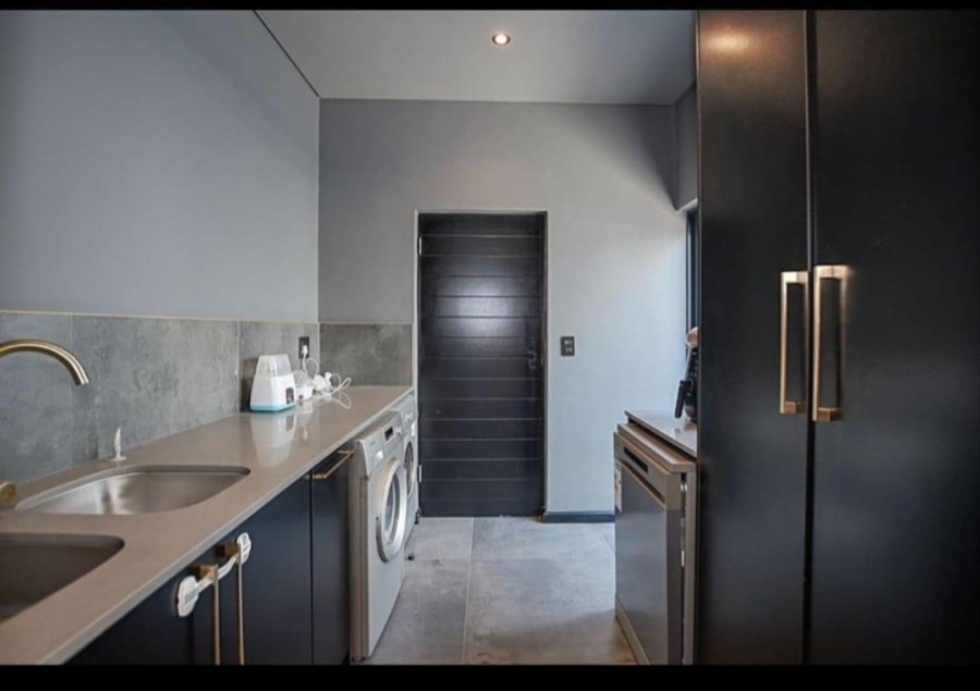 4 Bedroom Property for Sale in Sagewood Western Cape